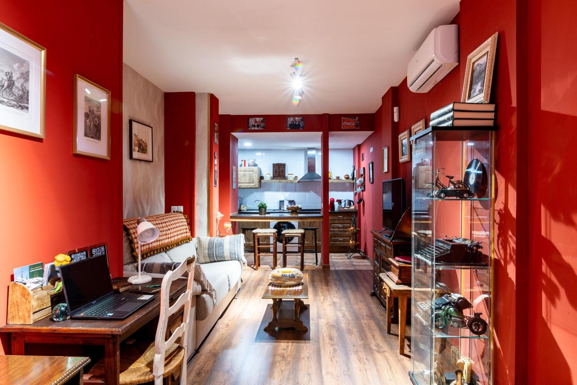 Apartamento Mikaela Alcala De Henares Bagian luar foto