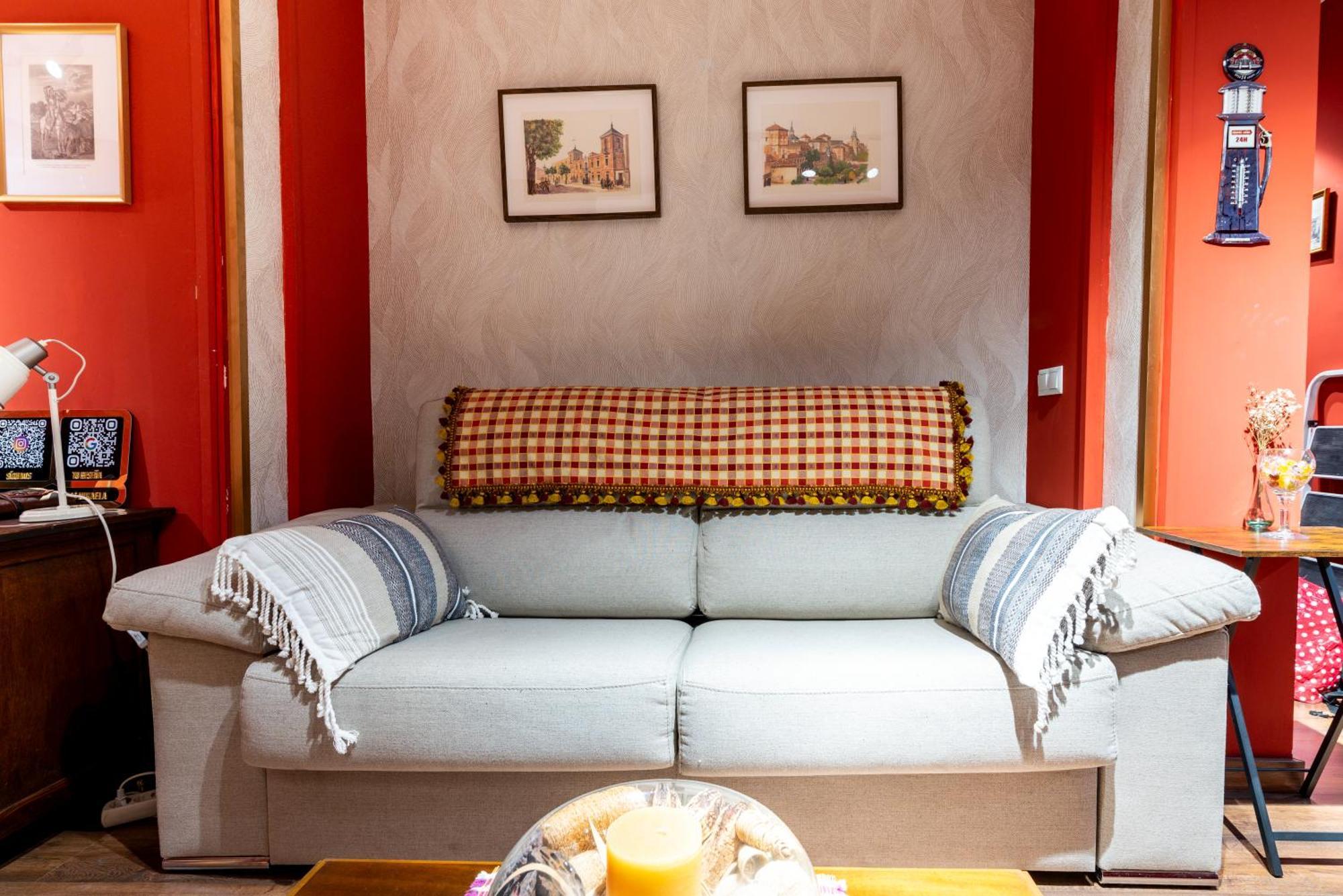 Apartamento Mikaela Alcala De Henares Bagian luar foto